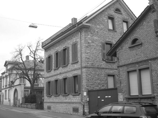 Haus in der Hauptstrasse 11